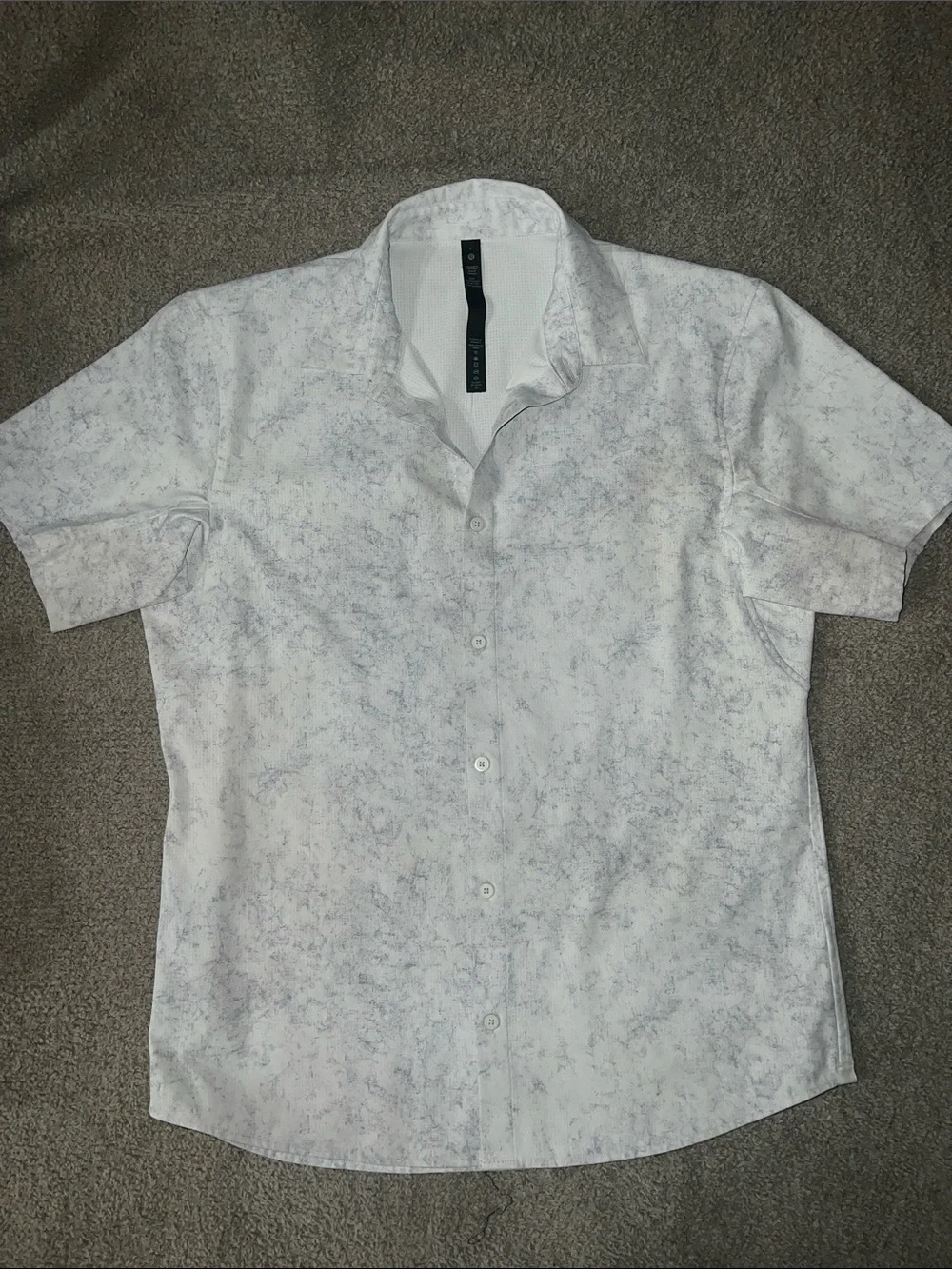 Lululemon Airing Easy Short Sleeve Button Up Shirt Ventlight Mesh size Large